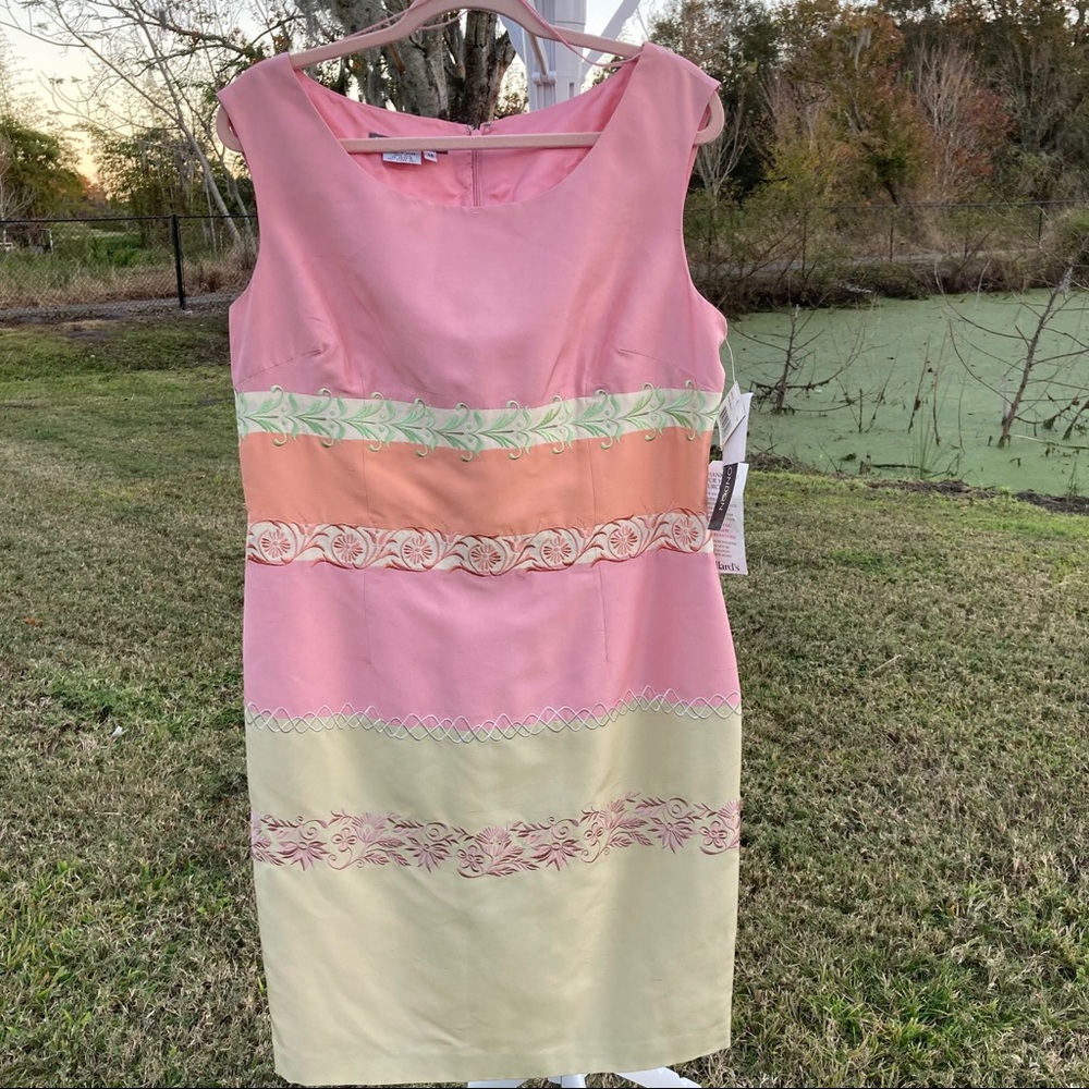 Maggy London NWT Pink/Multi Raised Pattern Dress